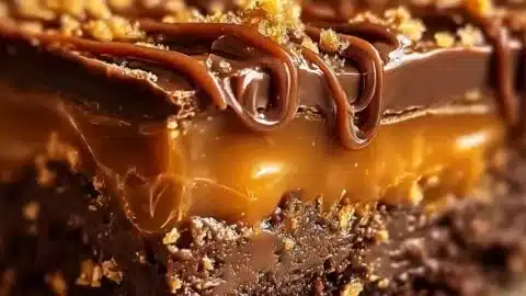 Delicious Butterfinger Caramel Crunch Bars with layers of caramel and crunch